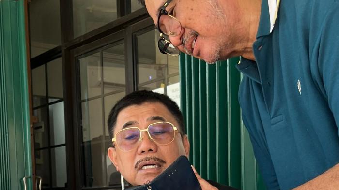 Andi Sukri bersama kerabat pekan lalu