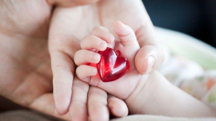 ILUSTRASI BAYI. Polisi ungkap, setelah mengamankan HYL, ibu biologis bayi malang yang ditemukan di kawasan Terowongan Pelita Batam, perempuan itu menjalani tindakan medis di RS Bhayangkara Polda Kepri. Dari hasil pemeriksaan dokter, ari-ari bayi masih tertinggal di dalam rahimnya.