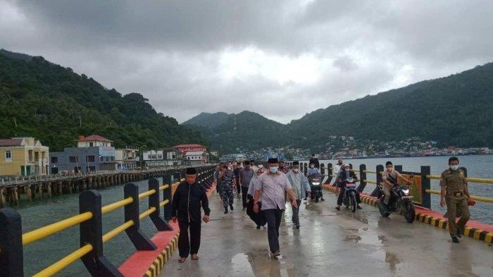 SELAYANG PANDANG II ANAMBAS - Proses tepuk tepung tawar Selayang Pandang (SP) II, Sabtu (1/1/2021). Penyidik Ditreskrimsus Polda Kepri masih menutup rapat sejumlah nama tersangka yang penyelidikannya bergulir sejak Februari 2026.