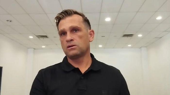WAWANCARA PERDANA - Pelatih Persib Bandung Igor Tolic dalam wawancara perdananya sebagai pelatih kepala di Stadion Gelora Bandung Lautan Api (GBLA), Kota Bandung, Jawa Barat, pada Selasa (7/7/2026).