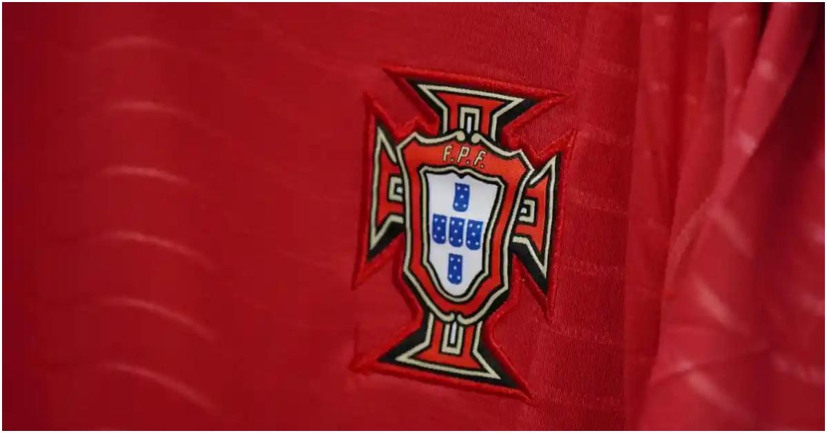 JERSEY PORTUGAL - Jersey Timnas Portugal dipajang di Solo Soccer, Manahan, Surakarta, Jawa Tengah, pada Minggu, 31 Mei 2026.