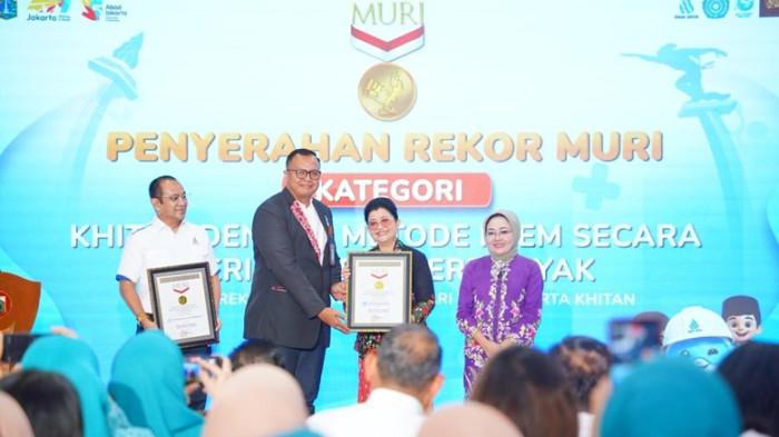 PENGHARGAAN MURI UNTUK PAM JAYA
