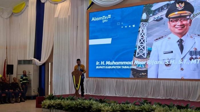 Bupati Tabalong membuka OPP PT SIS