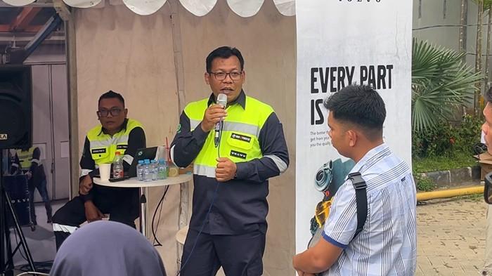 Sesi presentasi Indotruck Utama Banjarmasin