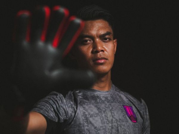 Kiper Persis Solo, Teguh Amiruddin.