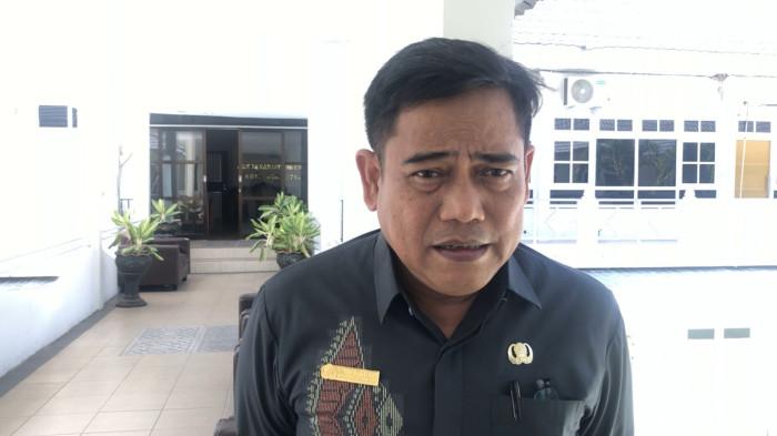 GAJI KE-13 -- Kaban Keuangan Kota Gorontalo, Nuryanto ditemui usai rapat bersama Sekda, Ismail Madjid, Selasa (9/6/2026).