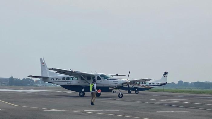 PESAWAT - Pesawat Susi Air saat hendak melakukan penerbangan dari Bandara Husein Sastranegara beberapa waktu lalu.