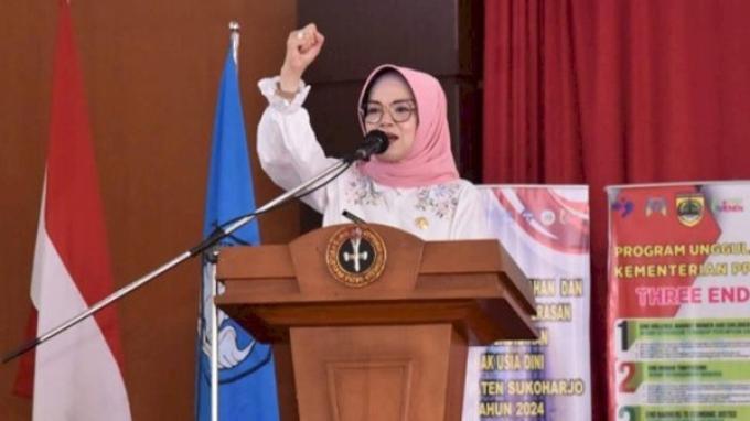 Etik Suryani terpilih menjadi Bupati Sukoharjo dalam Pilkada 2024.