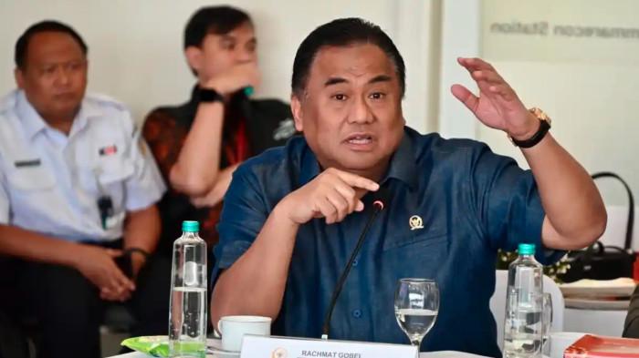 HUBULO -- Jenazah Rachmat Gobel direncanakan dimakamkan di Gorontalo, kampung halaman yang juga menjadi daerah pengabdiannya sebagai wakil rakyat. Hingga kini, keluarga dan Partai NasDem masih menunggu kepastian jadwal prosesi pemakaman.