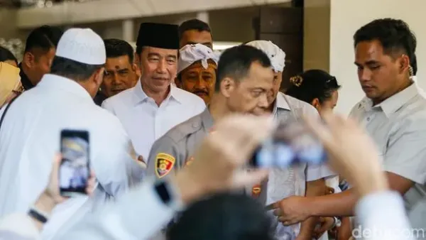 Anggota DPR Fraksi NasDem, Rachmat Gobel, meninggal dunia dini hari tadi. Pelayat mulai berdatangan ke rumah duka Rachmat Gobel di Tebet, Jakarta Selatan, Jumat (10/7/2026).
