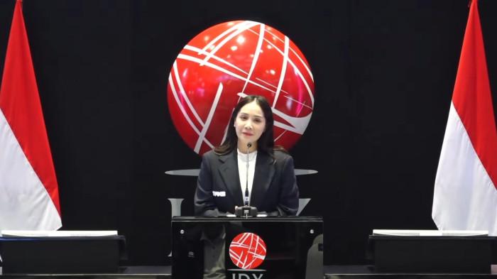 RANS IPO -  Nagita Slavina saat pidato di Bursa Efek Indonesia menjelaskan soal Rans Entertainment, perusahaan miliknya dan sang suami Raffi Ahmad resmi Initial Public Offering (IPO) a;ias melantai di Bursa Efek Indonesia (BEI) sejak Jumat (10/7/2026).