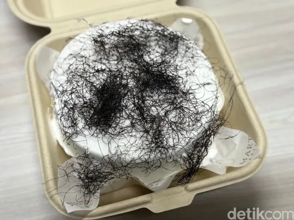 Kue bento topping mirip rambut kemaluan
