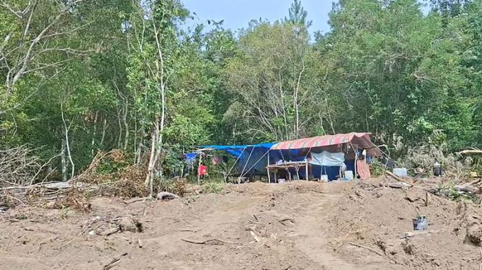 Gubung pekerja tambang emas
