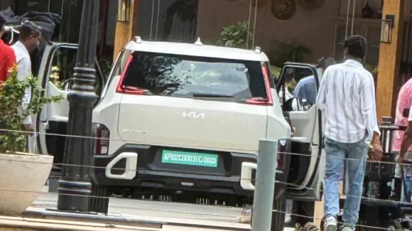 kia-syros-ev-rear kia-syros-ev-rear
