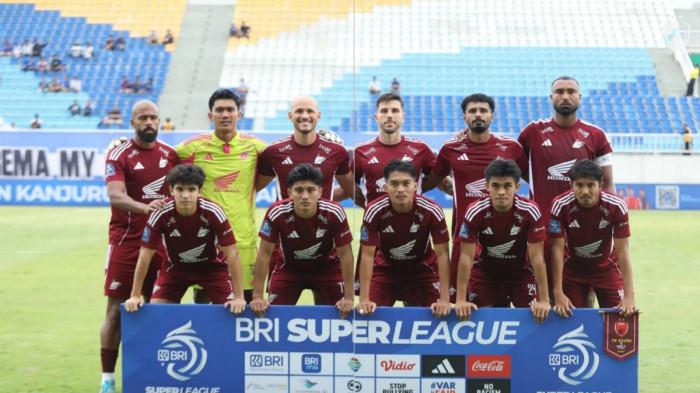 PSM MAKASSAR - Starting eleven PSM Makassar  melawan Arema FC pada pekan 32 Super League 2025/2026 di Stadion Kanjuruhan, Kabupaten Malang, Jawa Timur, Sabtu (9/5/2026). Darije Kalezic dijadwalkan tiba di Makassar awal Juli 2026.