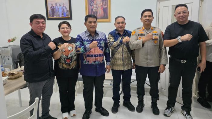 SUKACITA: Gubernur Sulawesi Utara Mayjen TNI (Purn) Yulius Selvanus Komaling safari perayaan Pengucapan Syukur Kabupaten Minahasa Selatan, Minggu (12/7/2026). Kunjungi beberapa lokasi.
