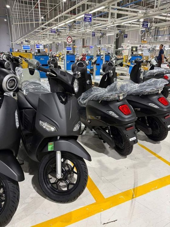 vinfast-ev-scooters vinfast-ev-scooters