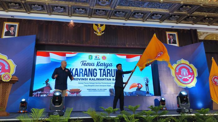KARANG TARUNA - Muhammad Farizi resmi Nahkodai Ketua Karang Taruna Provinsi Kalbar berlangsung di Pendopo Gubernur Kalimantan Barat, Minggu 12 Juli 2026. Berikut profil Muhammad Farizi.