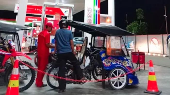 BBM -- Harga BBM Pertamina resmi berubah mulai 1 Juli 2026. Berikut daftar lengkap harga Pertalite, Pertamax, Pertamax Turbo, Dexlite, dan Pertamina Dex yang berlaku di Gorontalo.