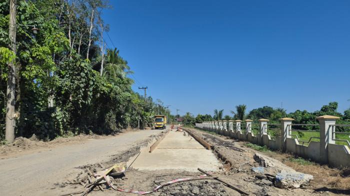 RUAS Jalan Birayang - Batu Tangga mulai di Kerjakan 01