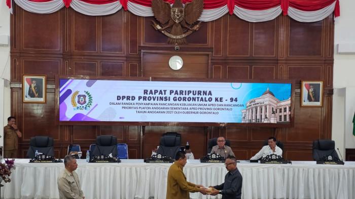 Gubernur Gorontalo Gusnar Ismail mengajukan rancangan Flafon Anggaran ddddd