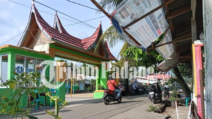 GERBANG SEKOLAH- Penampakan gerbang MAN 3 Padang yang berlokasi di Kelurahan Balai Gadang, Kecamatan Koto Tangah, Kota Padang, Selasa (14/7/2026).