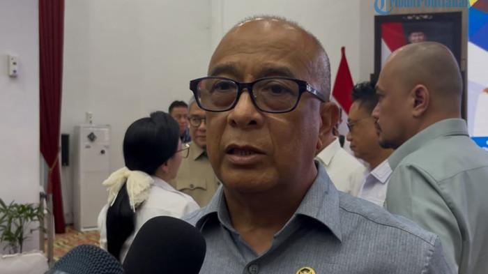 TOL PONTIANAK-KIJING - Wakil Ketua Badan Anggaran (Bangar) DPR RI, Syarief Abdullah Alkadri saat ditemui di di Balai Petitih Kantor Gubernur,  Rabu 15 Juli 2026. Ia menegaskan proyek Tol Pontianak-Kijing masih berada pada tahap feasibility study (FS) atau studi kelayakan dan belum terdaftar dalam PSN.