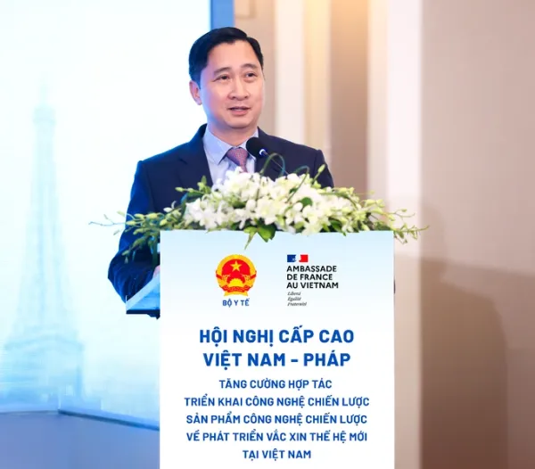 Ngo Chi Dung, Chairman and General Director of VNVC, speaking at the event. Photo courtesy of Sanofi