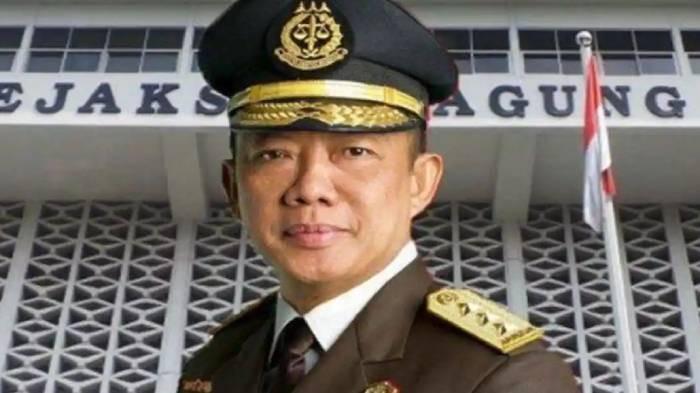 MUNDUR - Jampidsus Kejagung Febrie Adriansyah yang mundur dari jabatannya. Bagaimana nasib penanganan kasus korupsi?