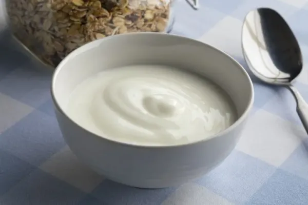 Fakta yogurt skyr 5 Fakta Skyr, Kembaran Greek Yogurt yang Sangat Menyehatkan