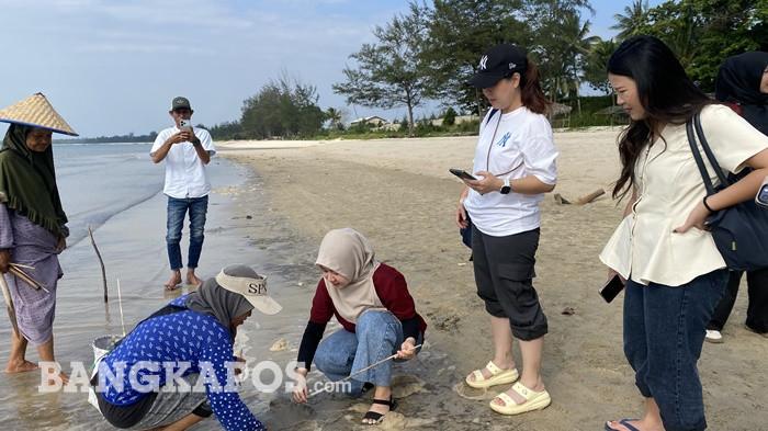 WISATA BANGKA BARAT — Rombongan tour & travel menjajaki wisata sejumlah destinasi di Kabupaten Bangka Barat, Jumat (10/7/2026).