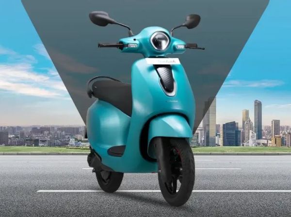 bajaj chetak c25 electric scooter launched 1
