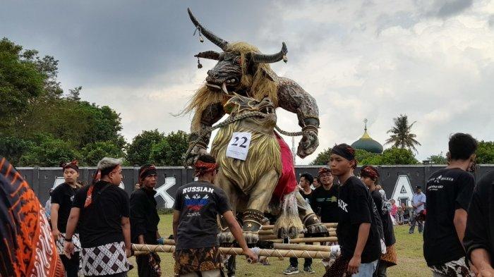 Persiapan menjelang prosesi kirab Saparan Bekakak Ambarketawang 2022, Jumat (9/9/2022).