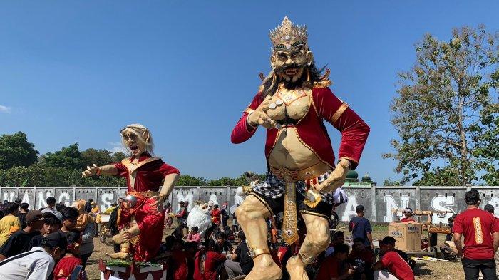 Aneka Ogoh-ogoh Unik Meriahkan Kirab Saparan Bekakak