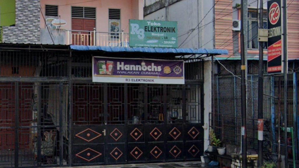Foto Toko R3 Elektronik di di Jl. Lintas Bagansiapiapi - Ujung Tj., Ujung Tanjung, Kecamatan Tanah Putih, Kabupaten Rokan Hilir, Riau 28953, yang diambil Google Maps pada Maret 2024.