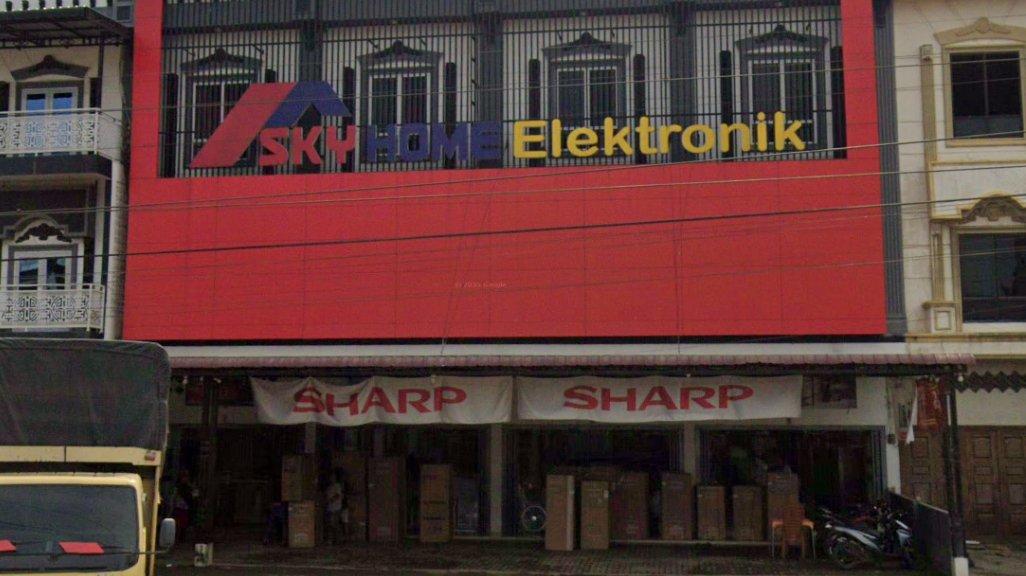 Foto Toko Sky Home Elektronik di Bahtera Makmur, Bagan Sinembah, Kabupaten Rokan Hilir, Riau 28992, yang diambil Google Maps pada Juli 2025.