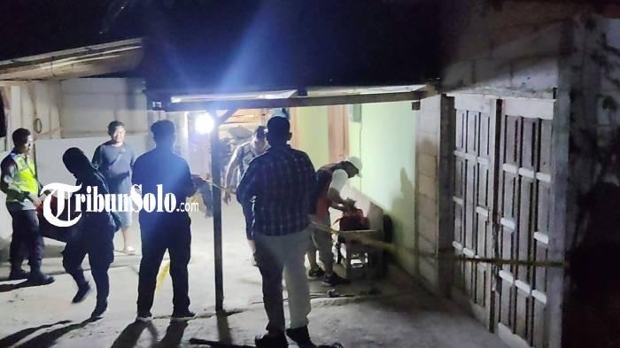 OLAH TKP - Kepolisian Resor (Polres) Sragen kembali melakukan olah tempat kejadian perkara (TKP) di lokasi penemuan jasad Bilqis, bocah perempuan berusia 11 tahun, di Desa Dawung, Kecamatan Jenar, Kabupaten Sragen, Jumat (5/6/2026) malam. Pelaku hingga kini masih diburu.