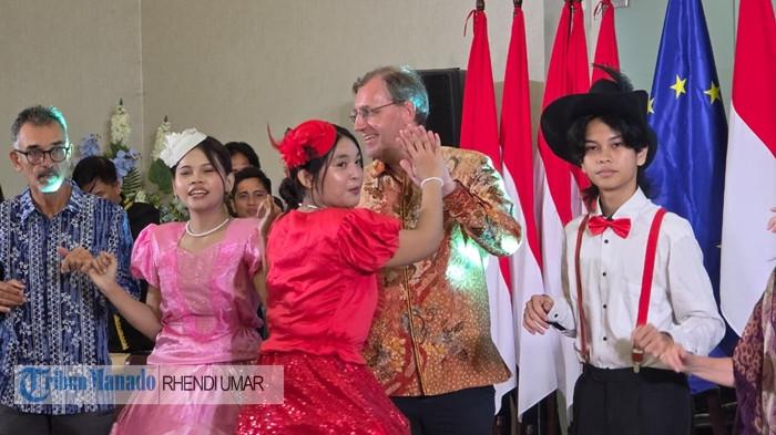 rekreasi saat pihak Delegasi Uni Eropa di Wisma Negara Bumi Beringin Manado
