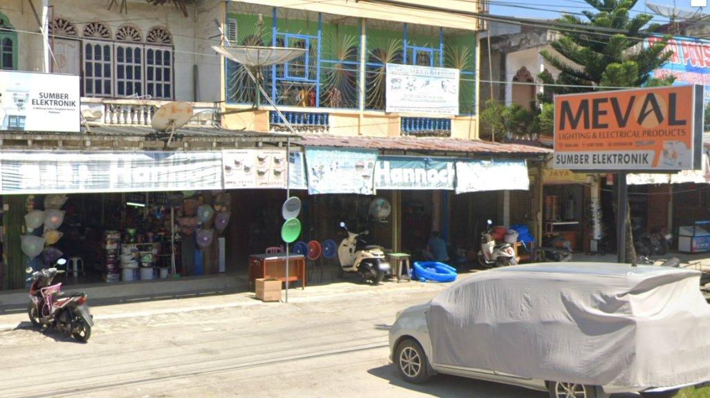 Foto Toko Sumber Elektronik di Jl. Maharaja Indra, Pangkalan Kerinci Kota, Kec. Pangkalan Kerinci, Kabupaten Pelalawan, Riau 28654 yang diambil Google Maps pada April 2025.