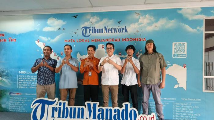 PODCAST - Kepala Badan Pusat Statistik (BPS) Provinsi Sulawesi Utara, Watekhi, saat berbincang dalam podcast bersam Tribun Manado di Studio Tribun Manado, Manado. Dalam kesempatan tersebut, ia membahas pelaksanaan Sensus Ekonomi 2026, perjalanan karier, serta pentingnya integritas, disiplin, dan komunikasi data statistik kepada masyarakat.