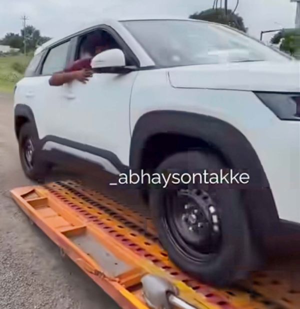 New Maruti Brezza Facelift