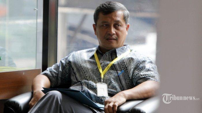 CACAT - Mantan Wakapolri Oegroseno. Ia menyebut kasus ijazah Jokowi yang menjerat Roy Suryo Cs cacat sejak dalam kandungan.