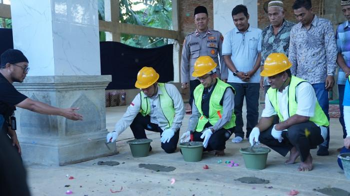 Cinta Quran Foundation bersama Yayasan Masjid Nusantara secara resmi memulai pembangunan masjid pertama dalam Program Wakaf 99 Masjid Asmaul Husna.