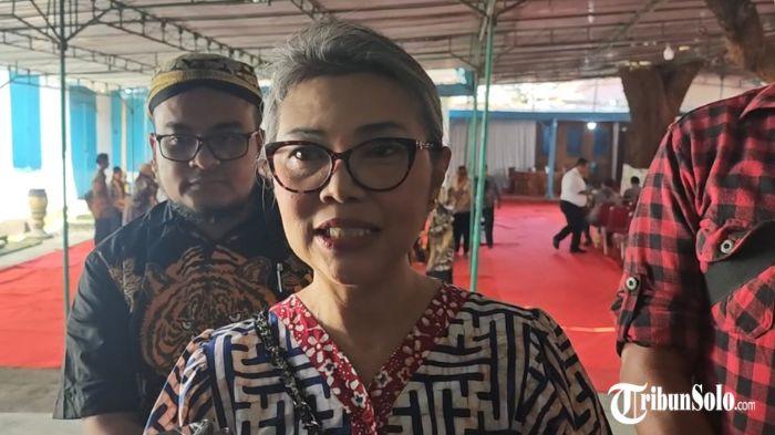 DUKUNG REVITALISASI - Pengageng Sasana Wilapa PB XIV Purbaya GKRP Timoer Rumbay Kusuma Dewayani, saat ditemui belum lama ini. Ia menegaskan pihaknya tidak akan menghalangi proyek revitalisasi Kawasan Keraton Solo.