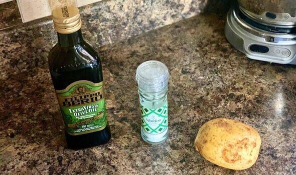 Extra virgin olive oil, sea salt, potato