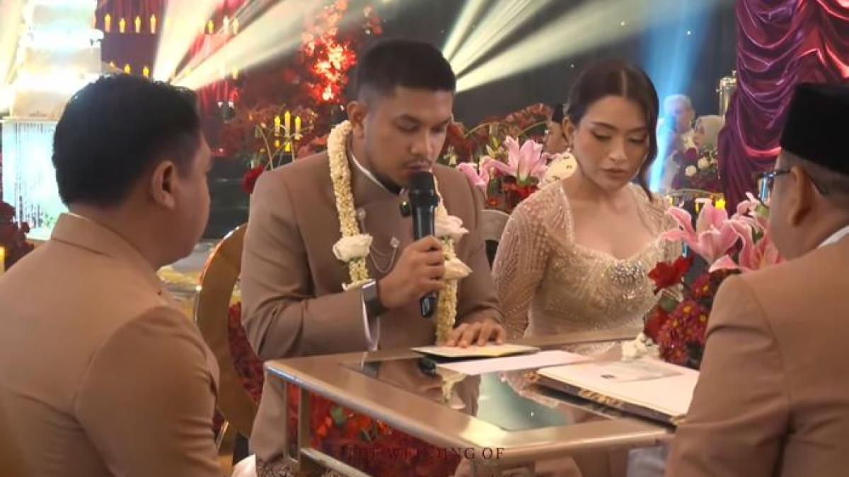 PERNIKAHAN ARTIS - Nathalie Holscher resmi menikah dengan Arief Fadli alias Aripat. Akad nikah telah berlangsung di Ballroom Swasana Lipo Kuningan, Jakarta Selatan, Rabu (22/7/2026).