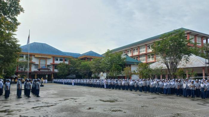 GENERASI PENERUS - Peringatan Hari Anak Nasional (HAN) berlangsung di SMPN 2 Tarakan, Kamis (23/7/2026).