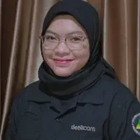 Esti Widiyana