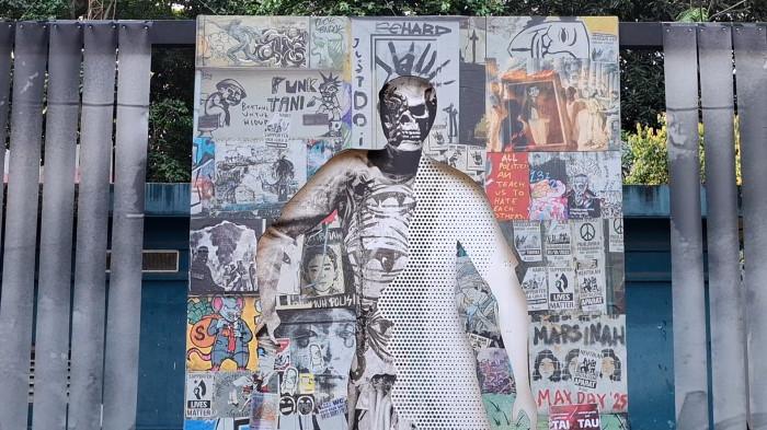 SARAT KRITIK SOSIAL - Pameran seni Jakarta Provoke! 2026 hadir di Taman Menteng, Jakarta Pusat, ada 25 karya seni instalasi dan seni lukis yang ditampilkan selama 10 hari pertunjukan, 17-26 Juli 2026.