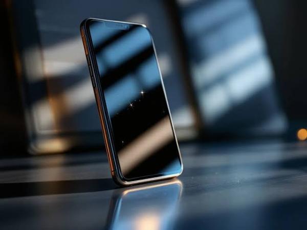 How long should a new phone last? - SamMobile